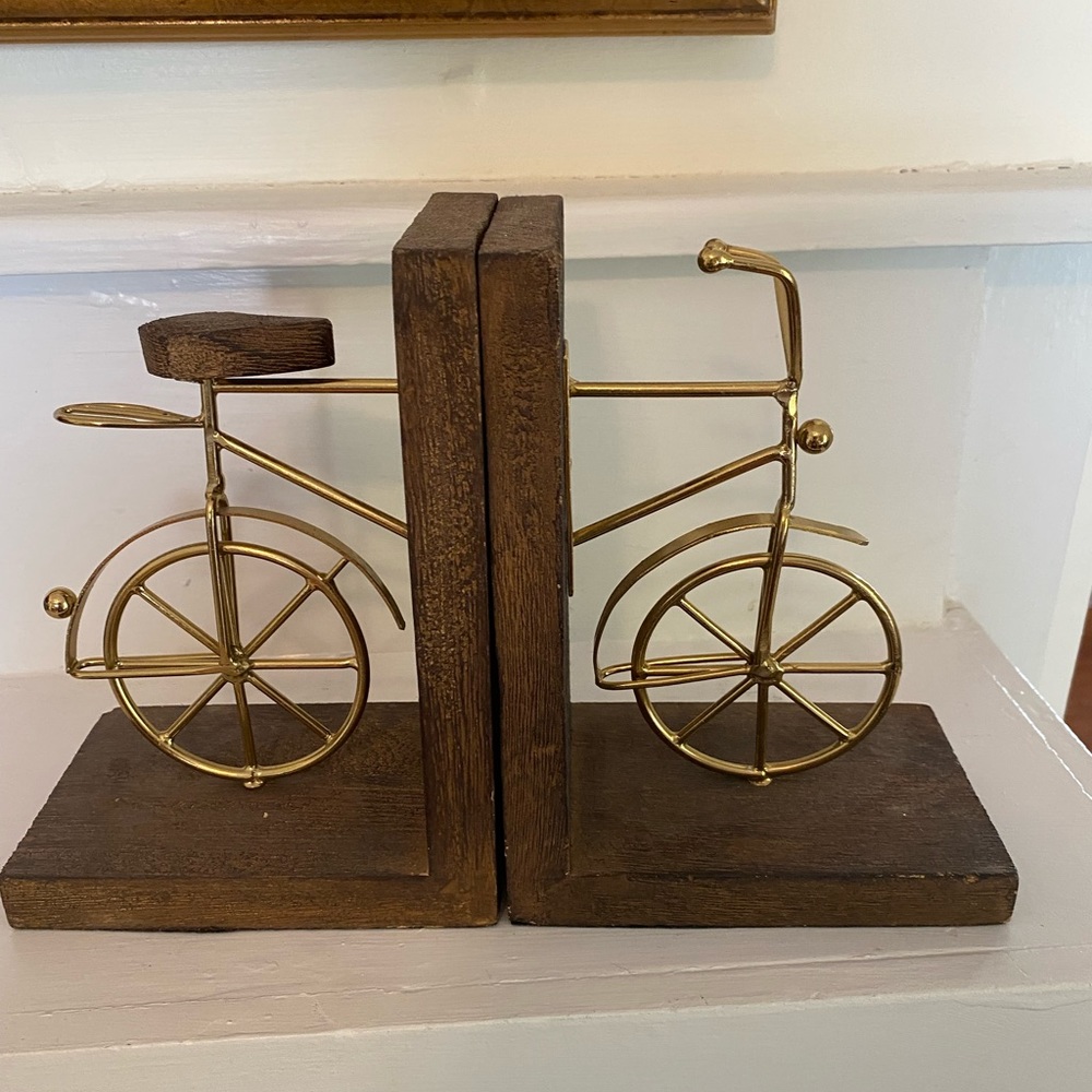 Book ends